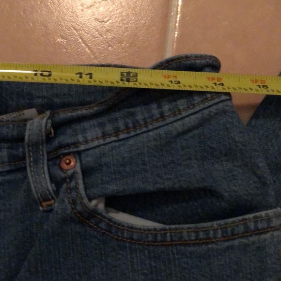 Levi’s 550 Relaxed Bootcut Jeans - Picture 6 of 9